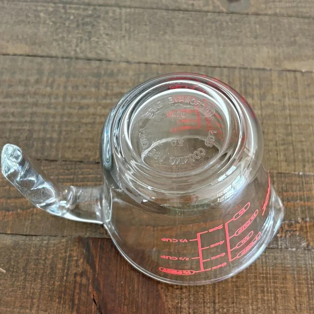 Anchor Hocking Glass Measuring Cup Red Lettering Handle 1 Cup 1/2 Pint Baking